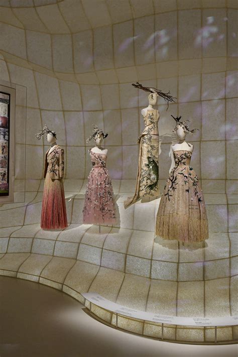 christian dior hermana|christian dior designer of dreams.